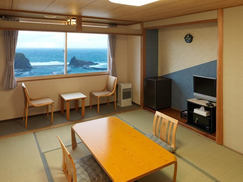 Shiretoko Yuhi No Ataruie Onsen Hostel Shari Esterno foto